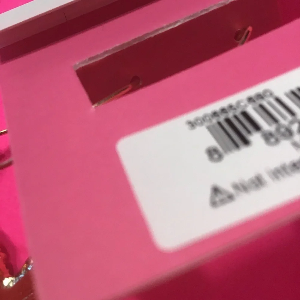 ⭐️SOLD NWT BETSEY JOHNSON STARFISH EARRINGS - Picture 9 of 11